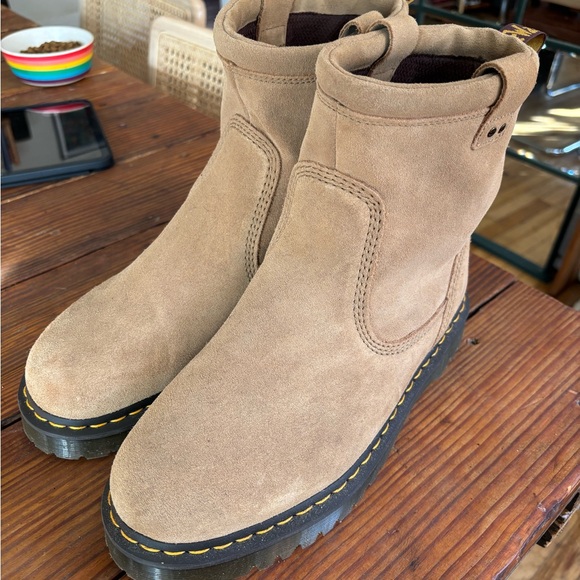 Tan Leather Boots with Yellow Stitching - Picture 9 of 9